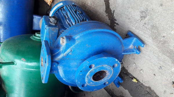 ขาย !! ปั้มน้ำหอยโข่ง.LOWARA.ขนาด5.5hp.380v.สภาพเดิมพร้อมใช้งาน ขาย !! ปั้มน้ำหอยโข่ง.LOWARA.ขนาด5.5hp.380v.สภาพเดิมพร้อมใช้งาน