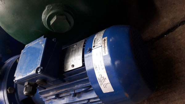 ขาย !! ปั้มน้ำหอยโข่ง.LOWARA.ขนาด5.5hp.380v.สภาพเดิมพร้อมใช้งาน ขาย !! ปั้มน้ำหอยโข่ง.LOWARA.ขนาด5.5hp.380v.สภาพเดิมพร้อมใช้งาน