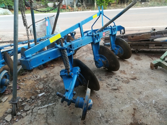 ขายผานสามโครงสี่ไคเฮงหลีสภาพสวย ขายผานสามโครงสี่ไคเฮงหลีสภาพสวย