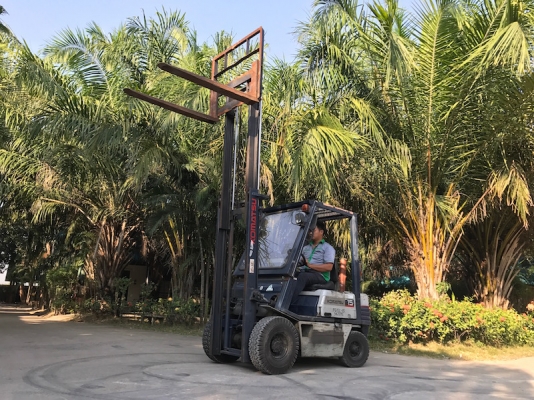 ขายFORKLIFT KOMATSU FG15-15(1.5ตัน) สวยเดิมจากญี่ปุ่น ยังไม่เคยใช้ในไทย 115,000เท่านั้น!!