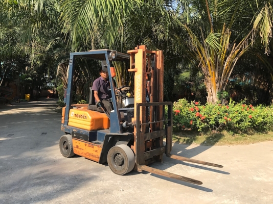 ขายFORKLIFT TOYOTA 5FG10(1.ตัน) สวยเดิมจากญี่ปุ่น ยังไม่เคยใช้ในไทย 99,000เท่านั้น!!