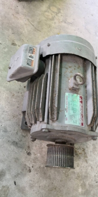 3,200 บ. โทร 083-2000058 LINE ID: line832923 มอเตอร์ยี่ห้อ MITSUBISHI ขนาด 3 แรงม้า จากญี่ปุ่น พร้อม