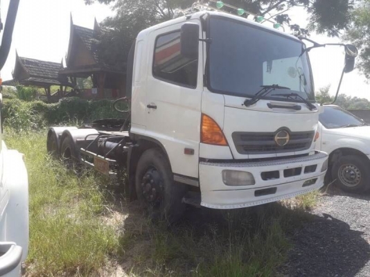 ขาย 750,000 รถสิบล้อหัวลาก HINO MEGA ปี 48 260 แรง 2เพลา เกียร์ฟูลเลอร์ มีระบบชุดปั่นดั้ม หัวบาง ยาง