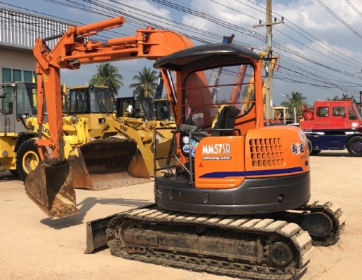 ขายรถขุด MITSUBISHI MM57SR คอลโทรลสั้น ปั๊มนิ้ว นำเข้าเองจากญี่ปุ่น สภาพสวยพร้อมใช้ มีVDOการทำงานครับ