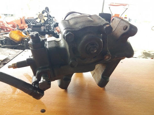 ขายจีโรเตอร์ ใช้กับรถ kubotaตระกูลL -L34,L45  ราคา 7,500 บาท  สนใจติดต่อ 084-9997463