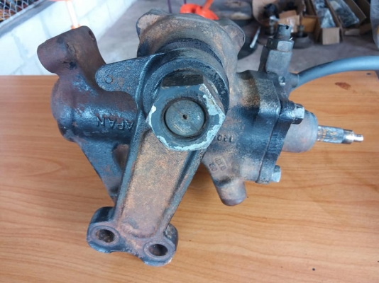 ขายจีโรเตอร์ ใช้กับรถ kubotaตระกูลL -L34,L45  ราคา 7,500 บาท  สนใจติดต่อ 084-9997463