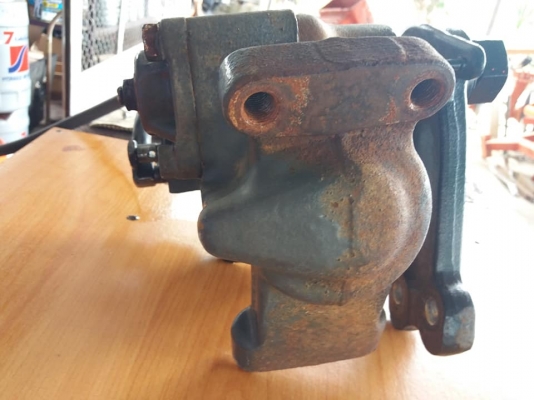 ขายจีโรเตอร์ ใช้กับรถ kubotaตระกูลL -L34,L45  ราคา 7,500 บาท  สนใจติดต่อ 084-9997463