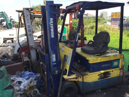 ขายด่วยโฟล์คลิฟKOMATSU ไฟฟ้า กับTOYOTA เบนซิน ขนาด1.5ตัน รถเก่านอก ขายตามสภาพ 2คัน100,000