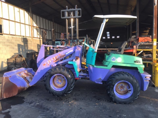 ขายรถตัก KOMATSU WA50-3 รถนอกเก่าญี่ปุ่น ใช้งานน้อย 1,100 ชั่วโมงทำงาน ขายรถตัก KOMATSU WA50-3 รถนอกเก่าญี่ปุ่น ใช้งานน้อย 1,100 ชั่วโมงทำงาน