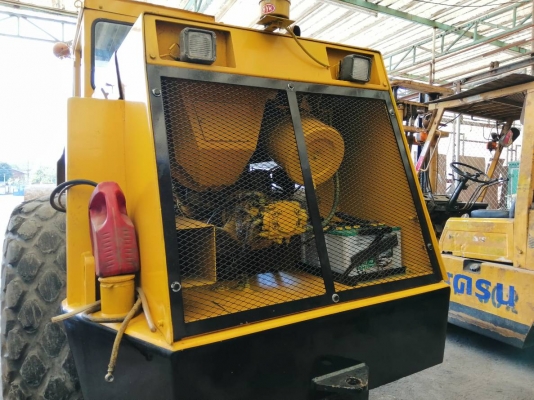 รถบดสั่นสะเทือน BOMAG (ติดจอง) รถบดสั่นสะเทือน BOMAG (ติดจอง)