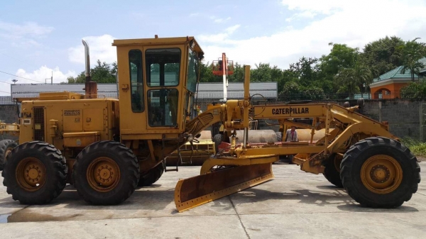 รถเกรด CAT 140G s/n 12944