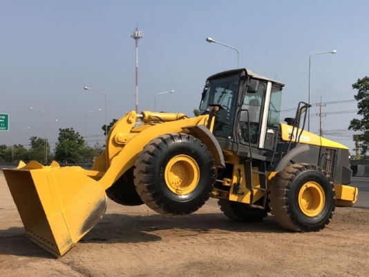 ขายรถตักล้อยาง HITACHI ZW220 (เทียบเท่า WA380-6) นำเข้าเองจากญี่ปุ่น สภาพสวยพร้อมใช้ มีVDOการทำงานครับ