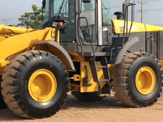 ขายรถตักล้อยาง HITACHI ZW220 (เทียบเท่า WA380-6) นำเข้าเองจากญี่ปุ่น สภาพสวยพร้อมใช้ มีVDOการทำงานครับ ขายรถตักล้อยาง HITACHI ZW220 (เทียบเท่า WA380-6) นำเข้าเองจากญี่ปุ่น สภาพสวยพร้อมใช้ มีVDOการทำงานครับ