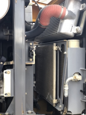 ขายรถตักล้อยาง HITACHI ZW220 (เทียบเท่า WA380-6) นำเข้าเองจากญี่ปุ่น สภาพสวยพร้อมใช้ มีVDOการทำงานครับ ขายรถตักล้อยาง HITACHI ZW220 (เทียบเท่า WA380-6) นำเข้าเองจากญี่ปุ่น สภาพสวยพร้อมใช้ มีVDOการทำงานครับ