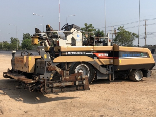 ขายรถปูยาง MITSUBISHI MF61WD (ขนาด 6 เมตร) ปี 2001 นำเข้าเองจากญี่ปุ่น สภาพสวยพร้อมใช้งาน มีVDOการทำงานครับ