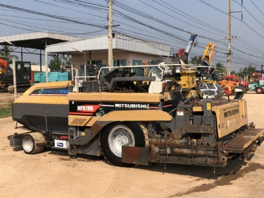 ขายรถปูยาง MITSUBISHI MF61WD (ขนาด 6 เมตร) ปี 2001 นำเข้าเองจากญี่ปุ่น สภาพสวยพร้อมใช้งาน มีVDOการทำงานครับ