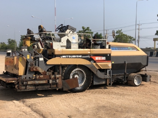 ขายรถปูยาง MITSUBISHI MF61WD (ขนาด 6 เมตร) ปี 2001 นำเข้าเองจากญี่ปุ่น สภาพสวยพร้อมใช้งาน มีVDOการทำงานครับ