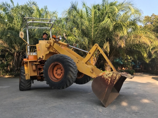 ขายรถตักkomatsu 507เอวอ่อน ขับเคลื่อน4ล้อ ดีเซล ยกสูง สวยเดิมจากญี่ปุ่น ยังไม่เคยใช้ในไทย 385,000เท่านั้น!!