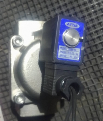 วาล์วซิลินอยไฟฟ้า 220v airtac 2นิ้ว สเตนเลส