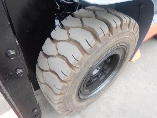 ขายครับรถญี่ปุ่นไม่เคยใช้งานในไทย TOYOTA 7FD50 T.0894071471