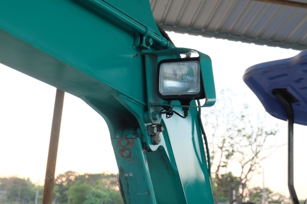 Komatsu pc30mr-1 เก่าญี่ปุ่น1,371 ชั่วโมง สีเดิมทั้งคัน ใหม่กว่านี้ก็ป้ายแดงแล้ว โทร 086-1602189 กันตวิชญ์