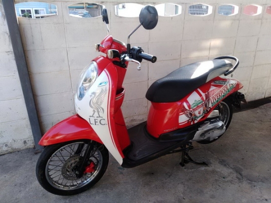 ขายHonda Scoopy-i ปี55 ลายLiverpool Limited ราคาเบาๆ