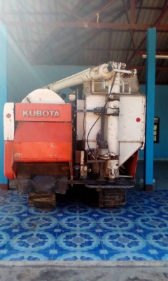 รถเกียวข้าว DC70Gปี 57 ราคา 360000 บาท ดูได้ที จ.อุดร สอบถามเพิ่ม 098 668-3479 dtac 094 283-9369 สิทธิ์ รถเกียวข้าว DC70Gปี 57 ราคา 360000 บาท ดูได้ที จ.อุดร สอบถามเพิ่ม 098 668-3479 dtac 094 283-9369 สิทธิ์