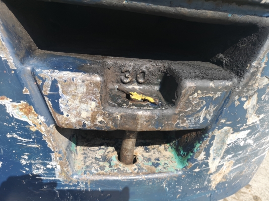 รถยกโคมัสสึรุ่น11 น้ำหนักยก 3 ตัน เสาสูง 4 เมตร เครื่องดีเซล เกียร์ออโต้