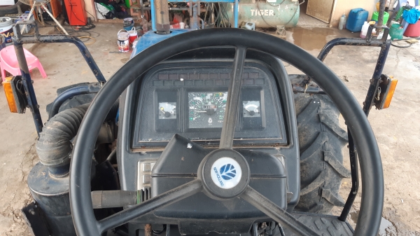 ขายรถไถ90แรงฟรอดนิวฮอลแลน2เพลาอินวอย