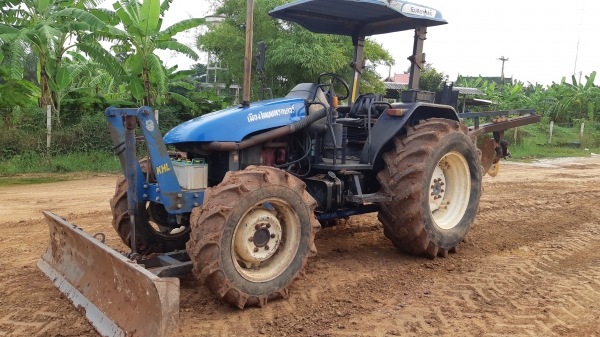 ขายรถไถ90แรงฟรอดนิวฮอลแลน2เพลาอินวอย