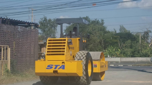 รถบดสั่นเสทือนขนาด10ตัน 2เพลาเปลือกเดียว STA VV900D เครืองดี ระบบสั่นแรง เล่มทะเบียน เจ้าของขายเอง รถบดสั่นเสทือนขนาด10ตัน 2เพลาเปลือกเดียว STA VV900D เครืองดี ระบบสั่นแรง เล่มทะเบียน เจ้าของขายเอง