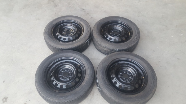 ขายล้อกะทะขอบ14 TOYOTA 4รู100 ยาง175/65/14 ปี 16 4 ล้อ ขายล้อกะทะขอบ14 TOYOTA 4รู100 ยาง175/65/14 ปี 16 4 ล้อ