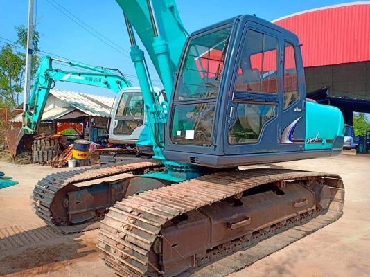 ขายจ้า.KOBELCO SK200-3 มาร์คไฟว์ ซุปเปอร์ เก่านอกแท้ มีลายแย๊ก แทรค 80  เช็คระบบพร้อมทำสีใหม่  ลองระบบกันได้ทุกวัน โทร 089-3818694 จ๊อย..