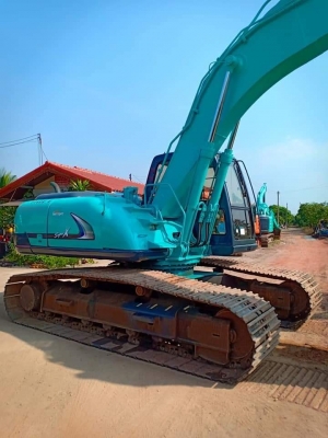 ขายจ้า.KOBELCO SK200-3 มาร์คไฟว์ ซุปเปอร์ เก่านอกแท้ มีลายแย๊ก แทรค 80  เช็คระบบพร้อมทำสีใหม่  ลองระบบกันได้ทุกวัน โทร 089-3818694 จ๊อย..