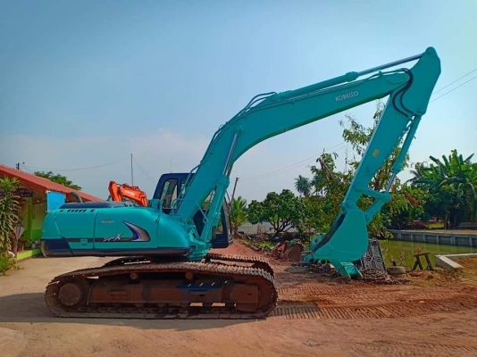 ขายจ้า.KOBELCO SK200-3 มาร์คไฟว์ ซุปเปอร์ เก่านอกแท้ มีลายแย๊ก แทรค 80  เช็คระบบพร้อมทำสีใหม่  ลองระบบกันได้ทุกวัน โทร 089-3818694 จ๊อย..