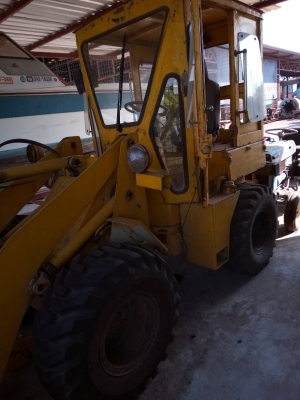 ขาย 185,000 รถตักเอวอ่อน 1.5 คิวMITSUBISHI WS 200  หัวเก๋ง เครื่องดี เกียร์แรง เอวแน่น ยางดี รถพร้อมใช้ เอกสารซื้อขาย รถอยู่ มีนบุรี 090-772-3710 090-772-3708