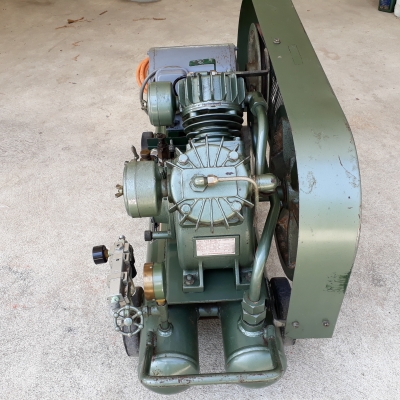 ปั้มลมลุกสุบ Iwata CS-265 ปั้มลมลุกสุบ Iwata CS-265