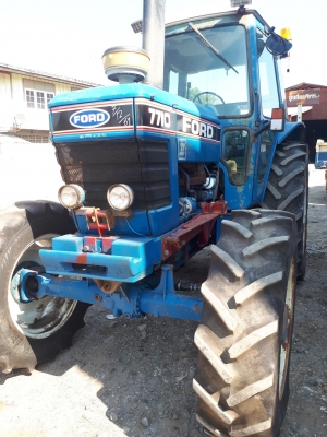 รถไถฟอร์ด7710เก่านอกสภาพเยี่ยม