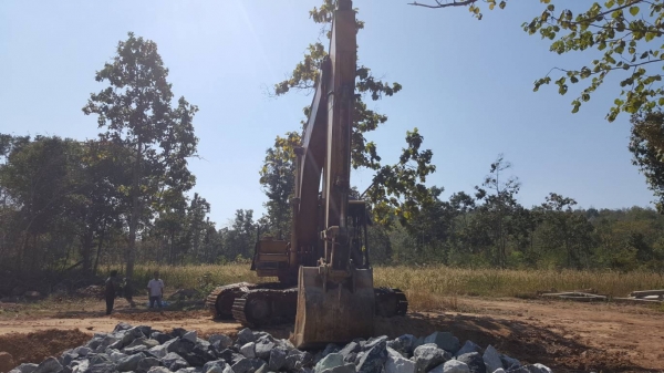 ขาย แบคโฮ CAT E200B เครื่อง 6D15 เทอร์โบ ปั้มเดิม เอวแน่น ช่วงล่างต้องเปลี่ยนโซ่กับใบแทรค เอกสารใบซื้อขาย