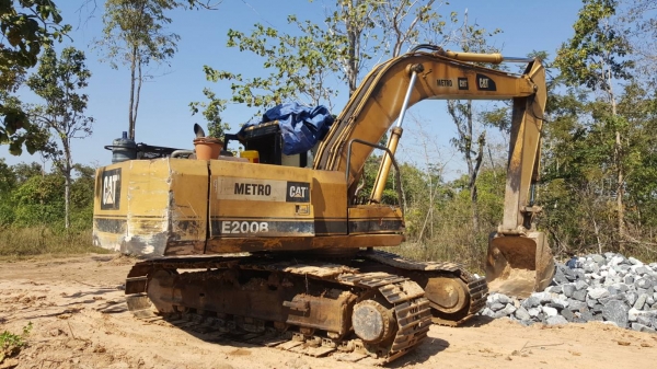 ขาย แบคโฮ CAT E200B เครื่อง 6D15 เทอร์โบ ปั้มเดิม เอวแน่น ช่วงล่างต้องเปลี่ยนโซ่กับใบแทรค เอกสารใบซื้อขาย