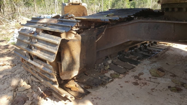 ขาย แบคโฮ CAT E200B เครื่อง 6D15 เทอร์โบ ปั้มเดิม เอวแน่น ช่วงล่างต้องเปลี่ยนโซ่กับใบแทรค เอกสารใบซื้อขาย