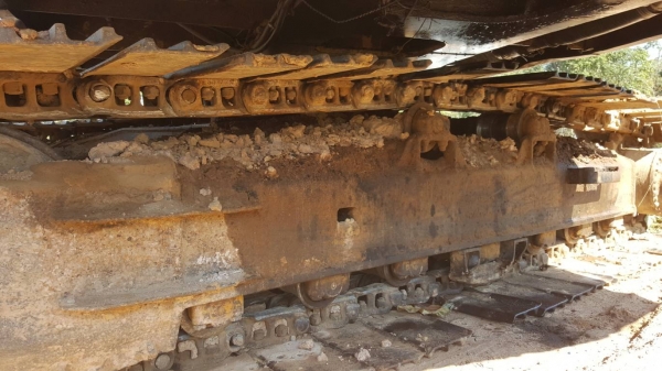 ขาย แบคโฮ CAT E200B เครื่อง 6D15 เทอร์โบ ปั้มเดิม เอวแน่น ช่วงล่างต้องเปลี่ยนโซ่กับใบแทรค เอกสารใบซื้อขาย