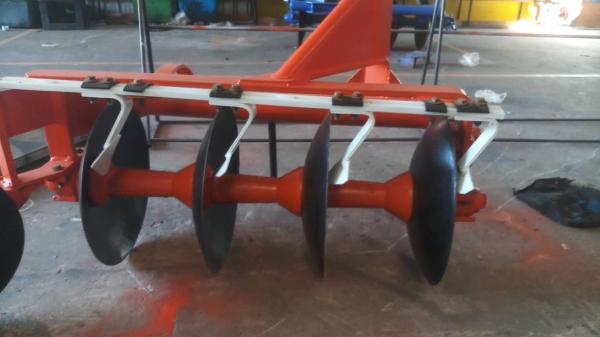 ขายผาน 22 นิ้ว 4 ใบ สวยๆ 15000