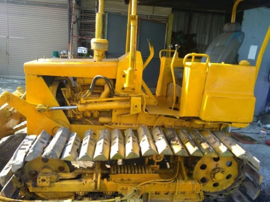 KOMATSU D20P-5
