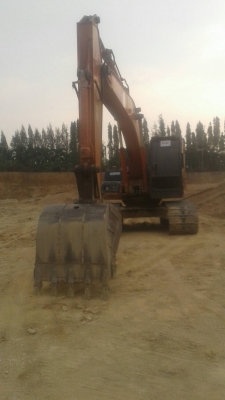 ขายด่วน!! Hitachi ZX-1 สภาพสวยค่ะ