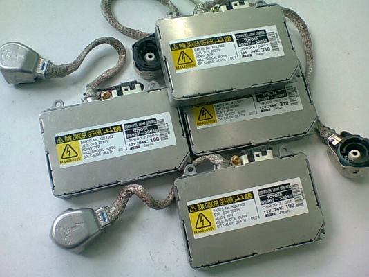 บัลลาส์ต XENON TOYOTA CAMRY WISH D2R D2S บัลลาส์ต XENON TOYOTA CAMRY WISH D2R D2S