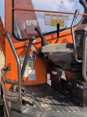 ขายรถขุด MITSUBISHI MM57SR คอลโทรลสั้น ปั๊มนิ้ว นำเข้าเองจากญี่ปุ่น สภาพสวยพร้อมใช้ มีVDOการทำงานครับ ขายรถขุด MITSUBISHI MM57SR คอลโทรลสั้น ปั๊มนิ้ว นำเข้าเองจากญี่ปุ่น สภาพสวยพร้อมใช้ มีVDOการทำงานครับ