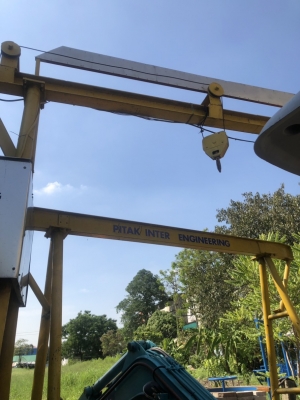 เครนทรงเอ เครนทรงเอ