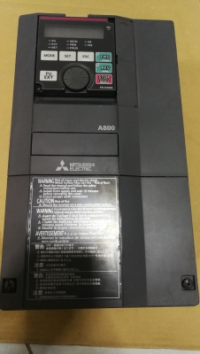 INVERTER มิตซู5แรง380vรุ่น A800 3เฟส 3สาย ออก3เฟส3สาย ช่วยไฟไม่กระซาก