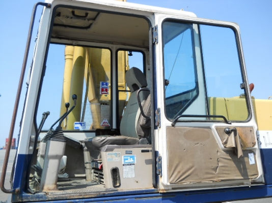 ขายรถขุดนำเข้าจากประเทศญี่ปุ่น komatsu pc200LC-5 สนใจติดต่อสอบถาม 092-3309229 อี๊ด